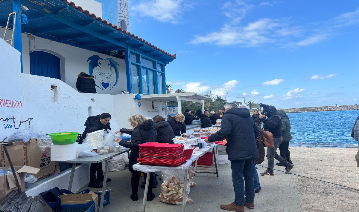 Σίσι: Mε φασολάδα και σαρακοστιανά εδέσματα γιόρτασαν την Καθαρά Δευτέρα (βίντεο)