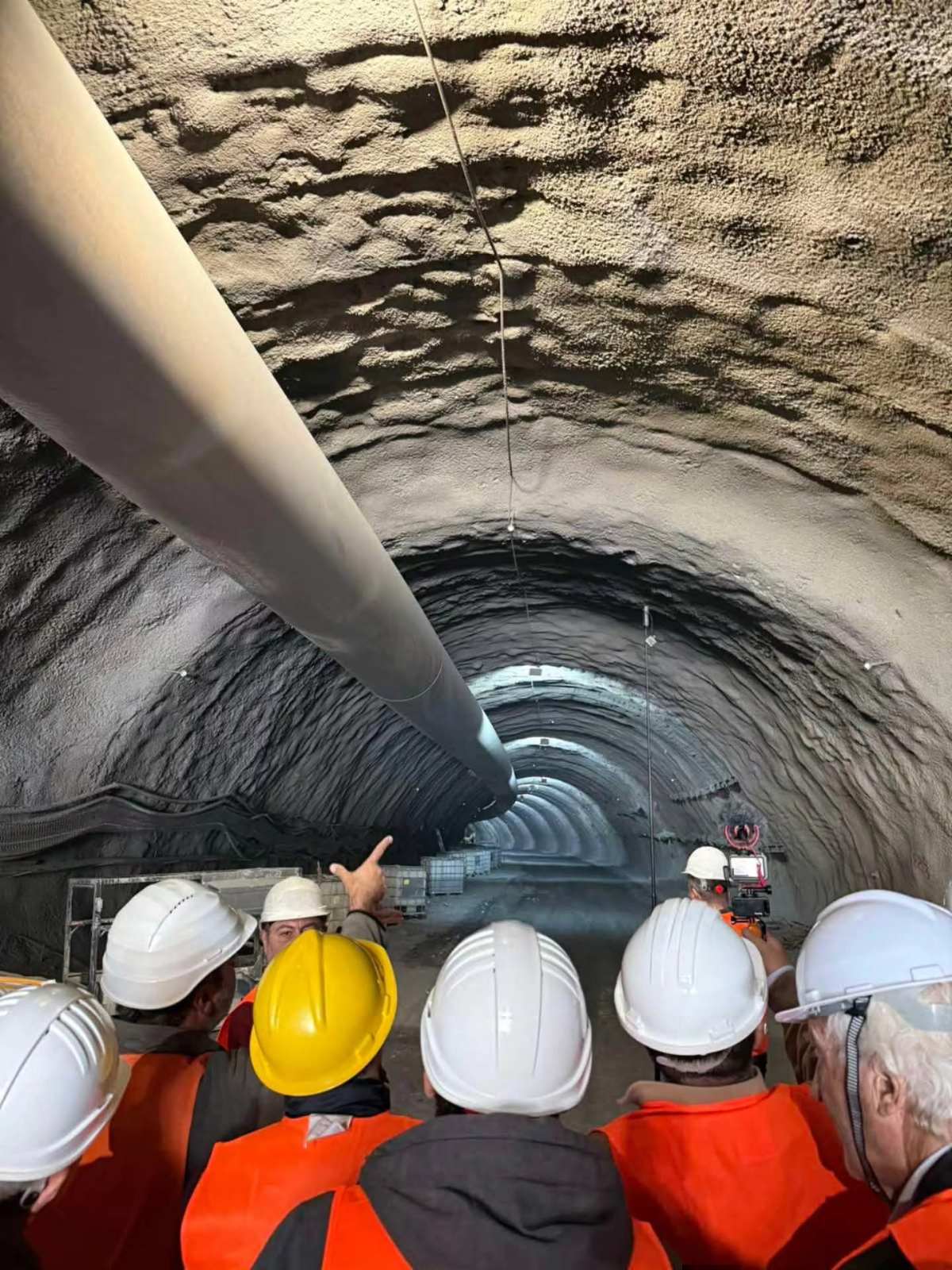 τούνελ ΒΟΑΚ Σεληνάρι