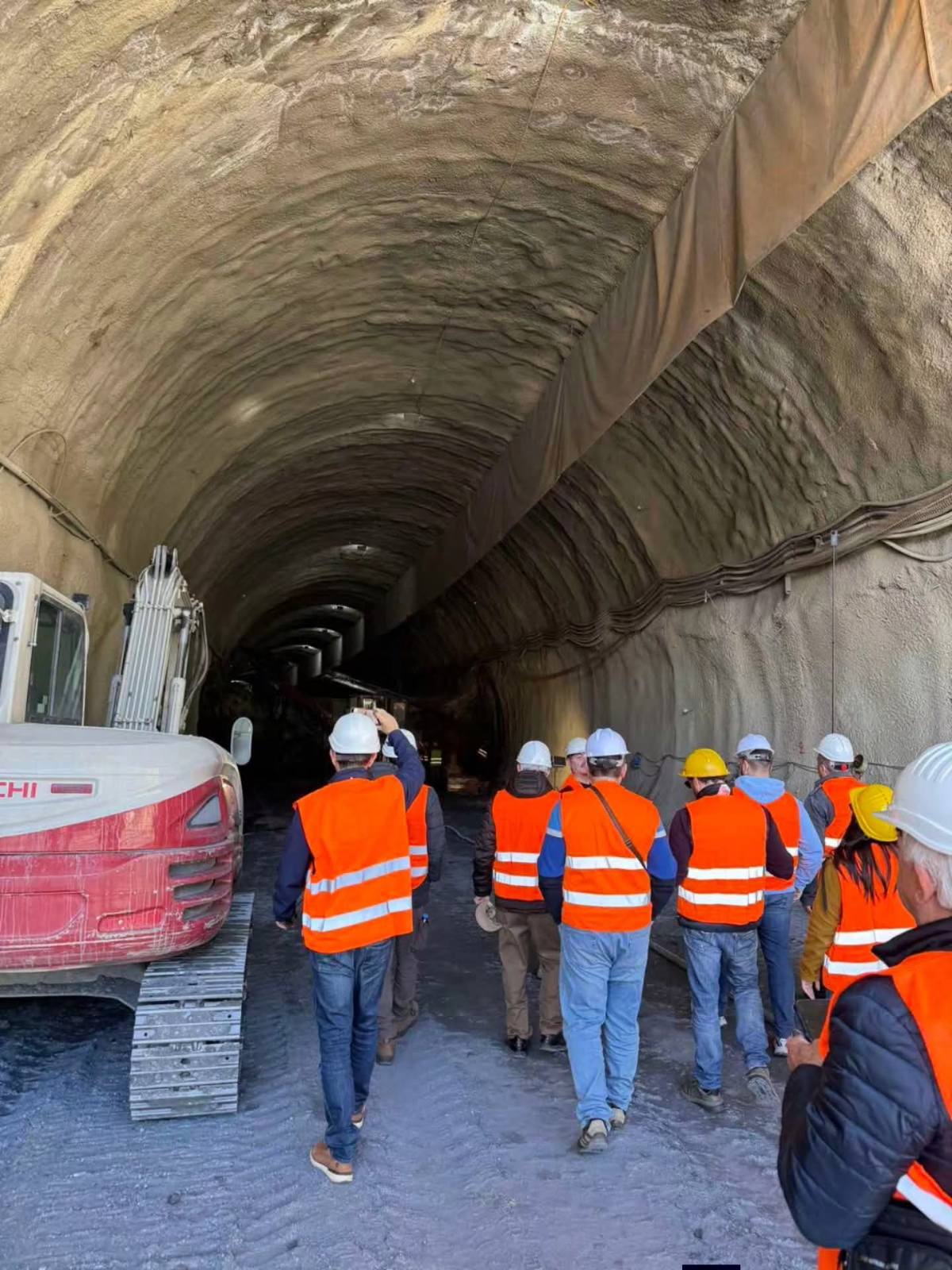 τούνελ ΒΟΑΚ Σεληνάρι