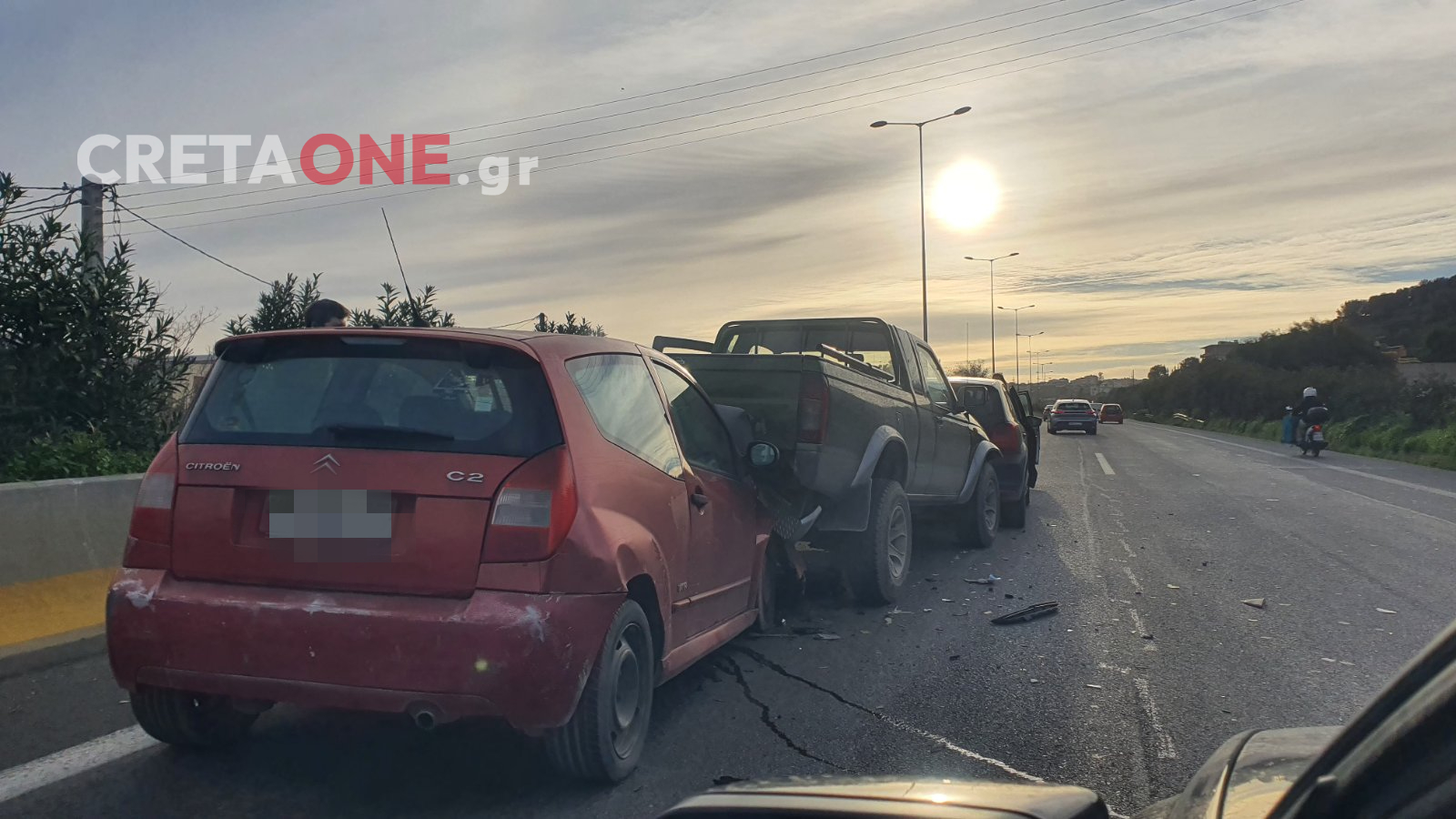 Ηράκλειο: Κυκλοφοριακό κομφούζιο στον ΒΟΑΚ μετά από καραμπόλα τεσσάρων οχημάτων!