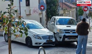 Τροχαίο στο κέντρο της πόλης των Χανίων – Δύο οχήματα συγκρούστηκαν