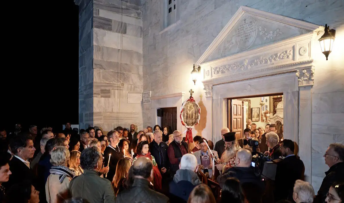 Πότε είναι οι Πρώτοι Χαιρετισμοί: Τι ώρα ξεκινούν και πότε ψάλλεται ο Ακάθιστος Ύμνος