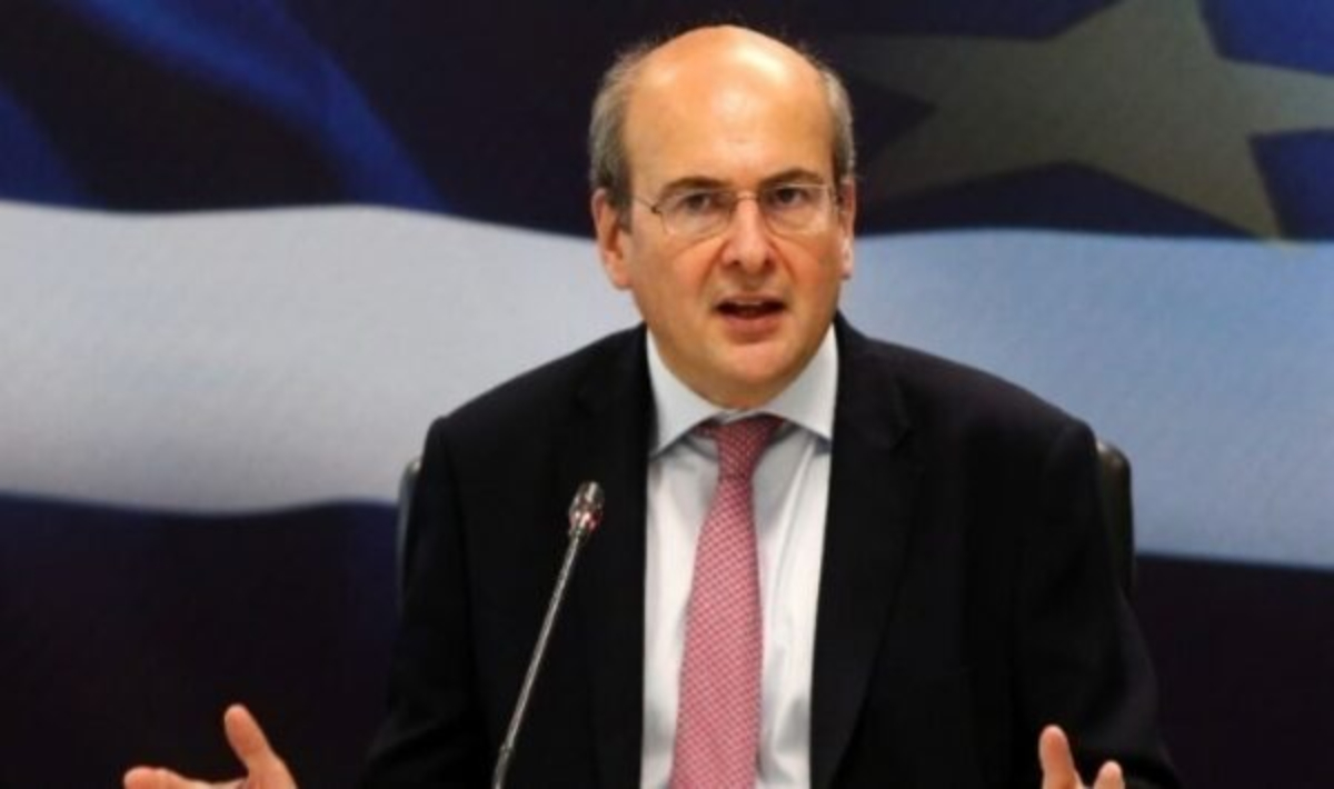 Χατζηδάκης: «Βάζουμε τον πήχη ψηλά και το 2026 για ισχυρή ανάπτυξη»