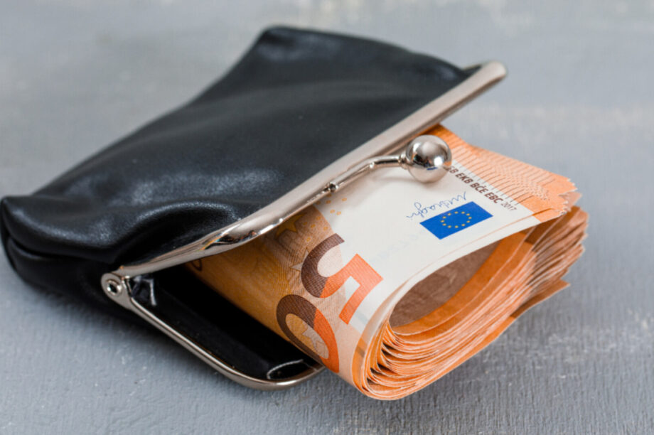 ΧΡΗΜΑΤΑ ΜΙΣΘΟς