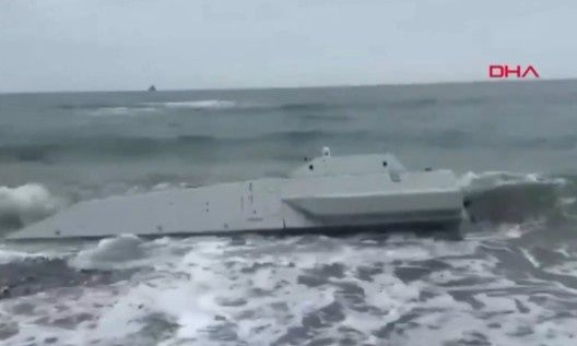 Αμερικανικό drone ξεβράστηκε στις ακτές της Τουρκίας (βίντεο)