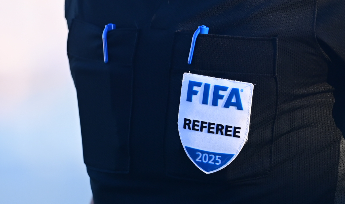 Διαιτητής FIFA