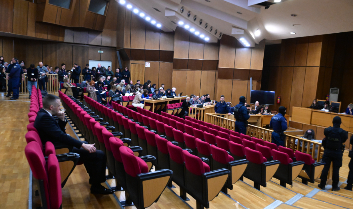 Ανακοινώσεις ΠΑΣΟΚ και ΣΥΡΙΖΑ για την καταδίκη της Χρυσής Αυγής