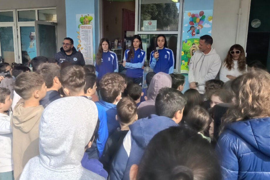 Επισκέψεις σε σχολεία του Ηρακλείου η Εθνική Ομάδα Ποδοσφαίρου Γυναικών (φωτογραφίες)