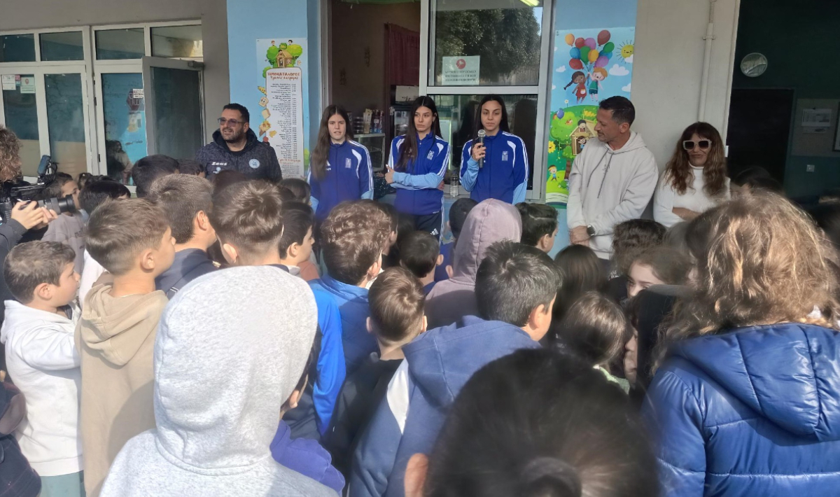 Επισκέψεις σε σχολεία του Ηρακλείου η Εθνική Ομάδα Ποδοσφαίρου Γυναικών (φωτογραφίες)
