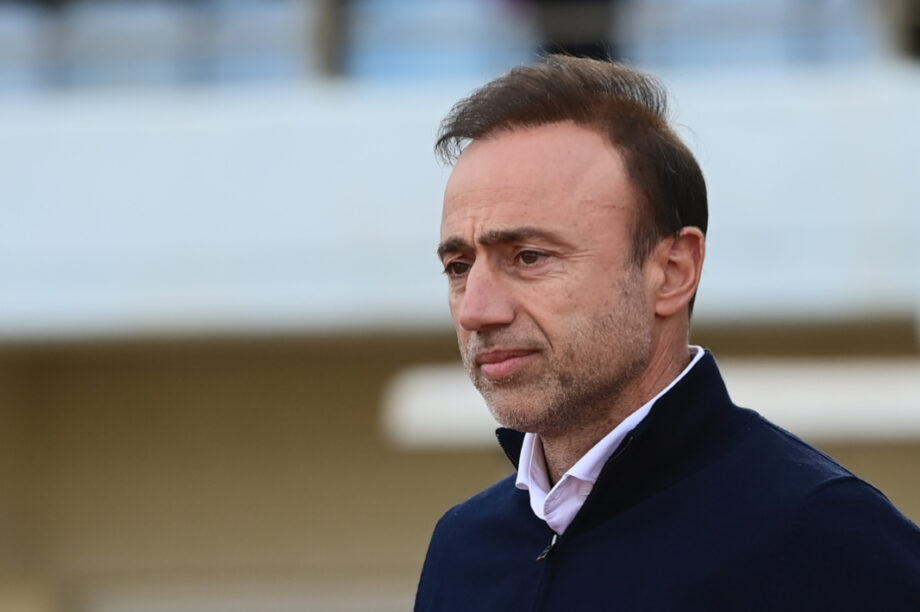 Κόντης Προβληματισμός