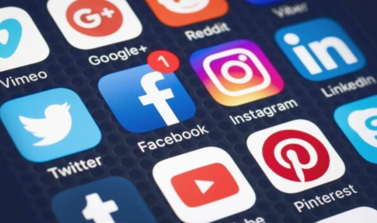 Μίνι μπλακ άουτ “χτύπησε” τα μεγάλα social media