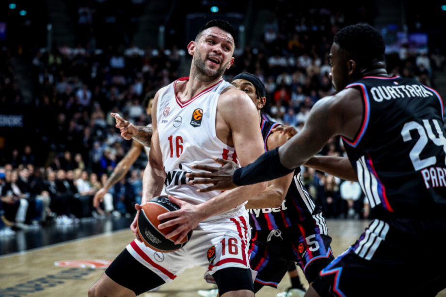 Ολυμπιακός Μπάσκετ Παπανικολάου Με Παρί