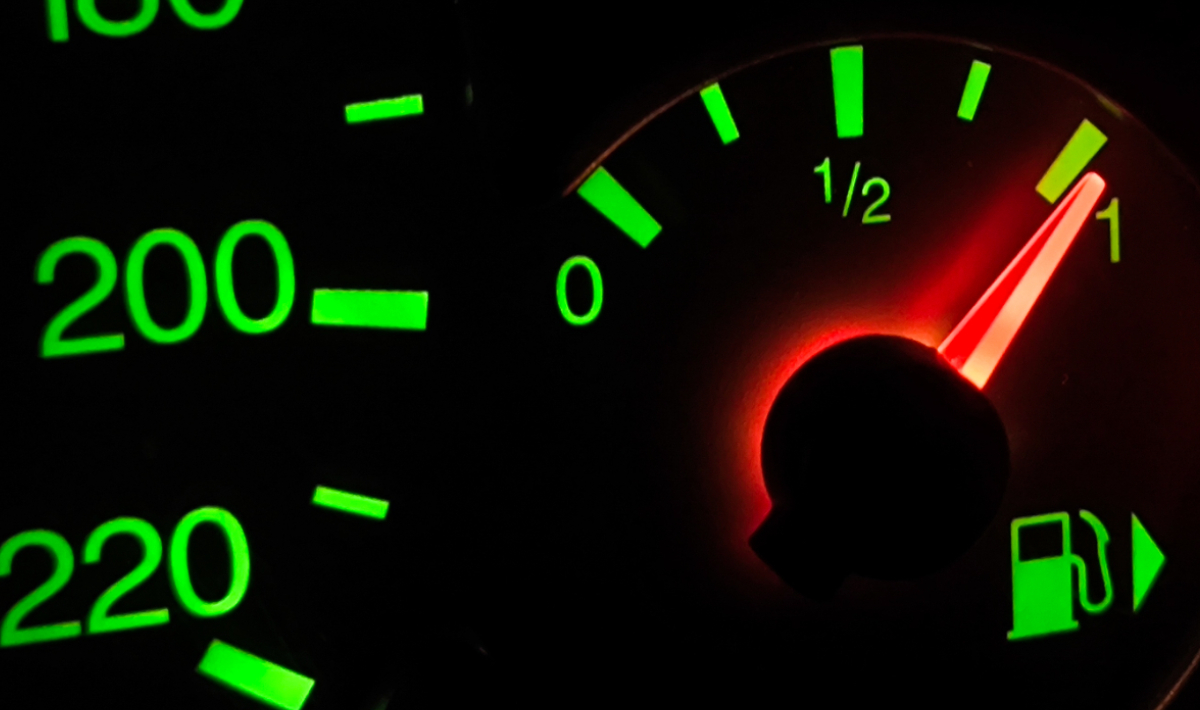 Fuel Pass: Διευκρινίσεις από το υπουργείο Οικονομικών για αιτήσεις, δικαιούχους και ποσά