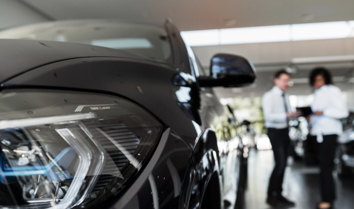 Καταρρέει γνωστή αυτοκινητοβιομηχανία – Δεκάδες χιλιάδες απολύσεις