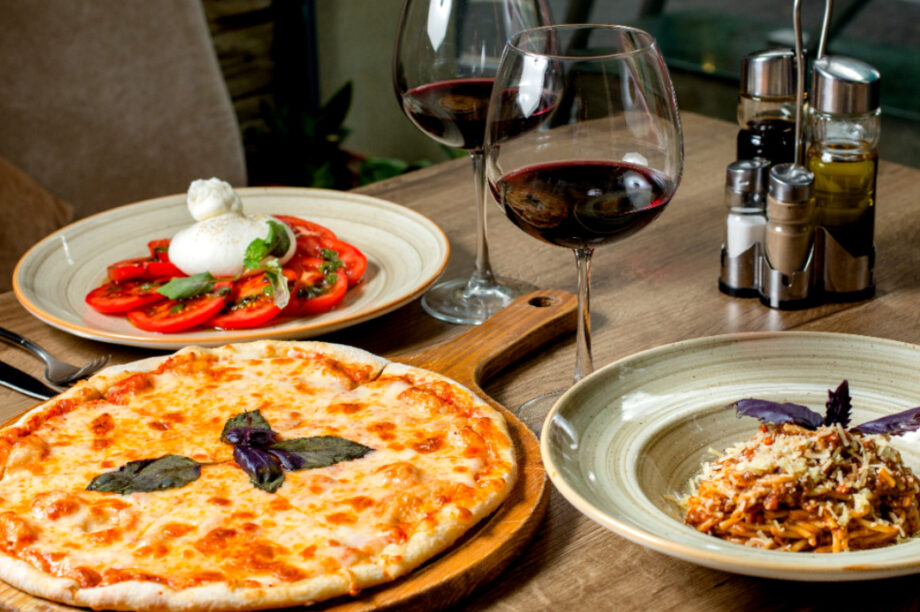 ΕΣΤΙΑΤΟΡΙΟ ΠΙΤΣΑΡΙΑ