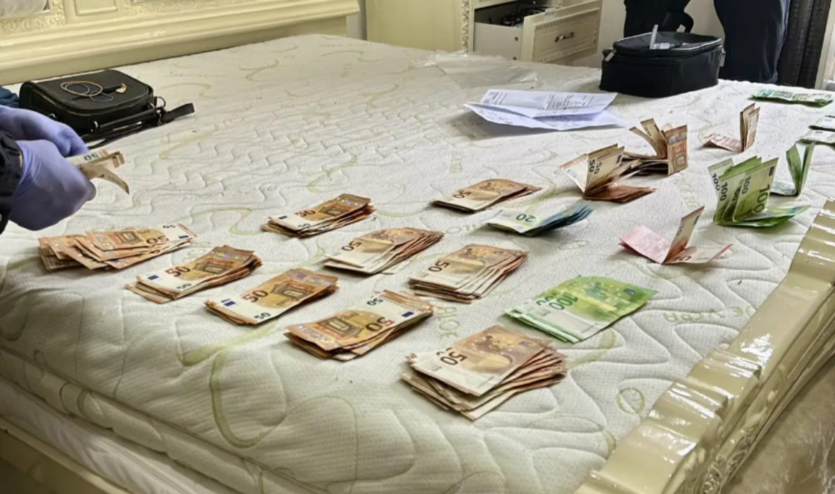 21 συλλήψεις για εφοδιασμό διακινητών μεταναστών στη Μάγχη