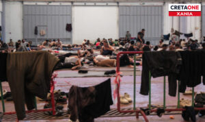 Χανιά: “Πνίγεται” το νησί από τους μετανάστες – Γέμισε πάλι η δομή της Αγιάς