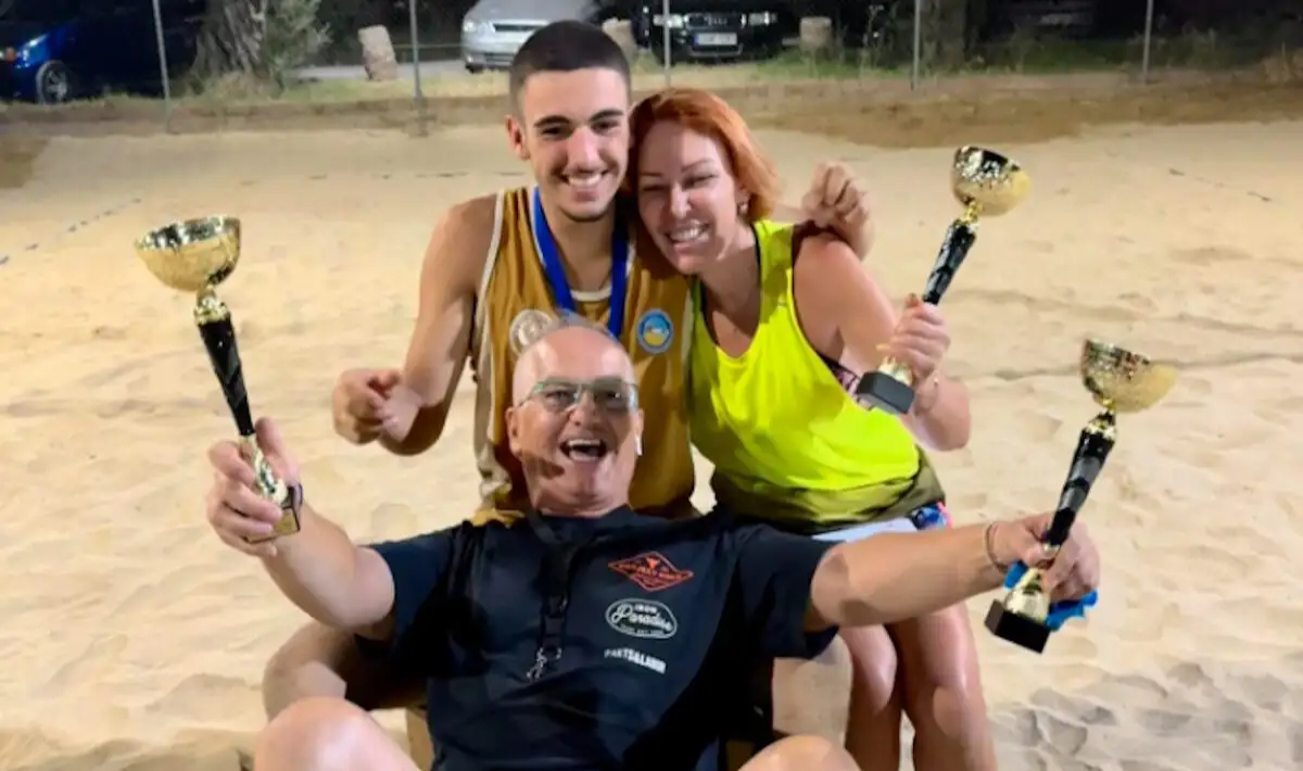 Πύργος: Συγκλονίζει ο πατέρας του 18χρονου που σκοτώθηκε μετά από πτώση από μπαλκόνι