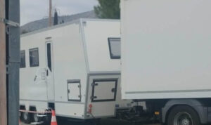 Μενίδι: Αυτό είναι το στούντιο που γίνονται τα γυρίσματα της ταινίας του Μπραντ Πιτ