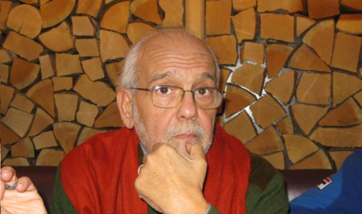 Την Τρίτη η κηδεία του δημοσιογράφου Θάνου Οικονομόπουλου