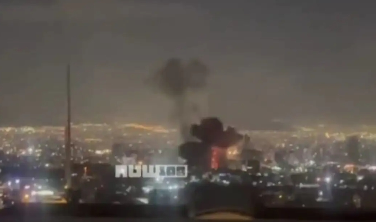 Το Ισραήλ βομβάρδισε το κτίριο της ιρανικής Κρατικής Τηλεόρασης στην Τεχεράνη