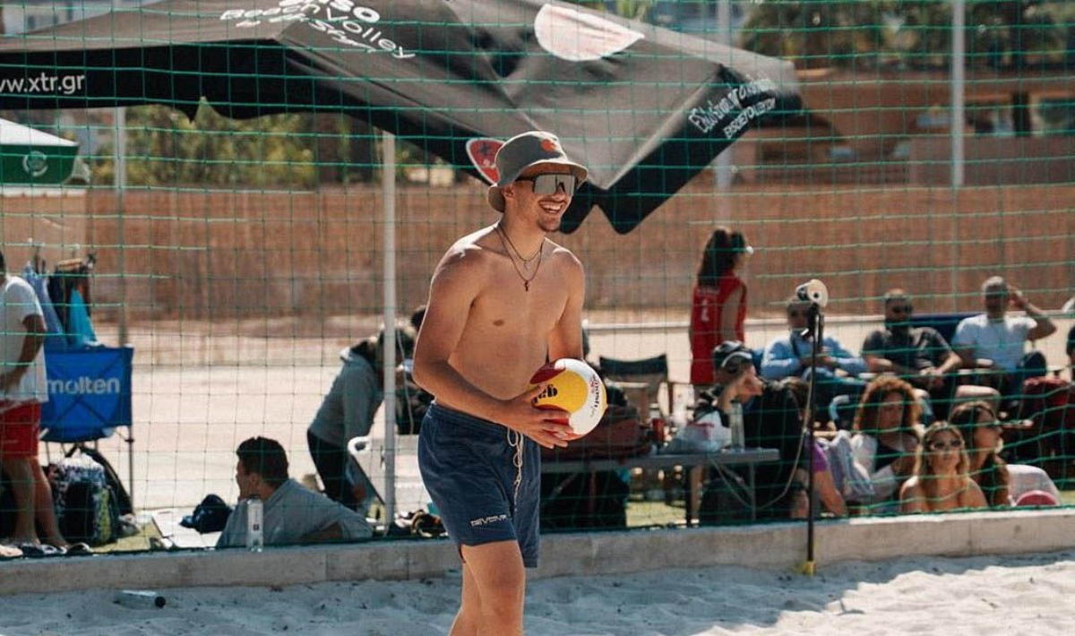 Βαρύ πένθος στον Πύργο για το θάνατο του 18χρονου Μάκη – Έπεσε από τον τρίτο όροφο