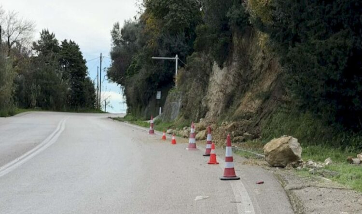 Κατολισθήσεις στον δρόμο προς Τύλισο και Κρουσώνα – Προβλήματα στην κυκλοφορία (φώτο)