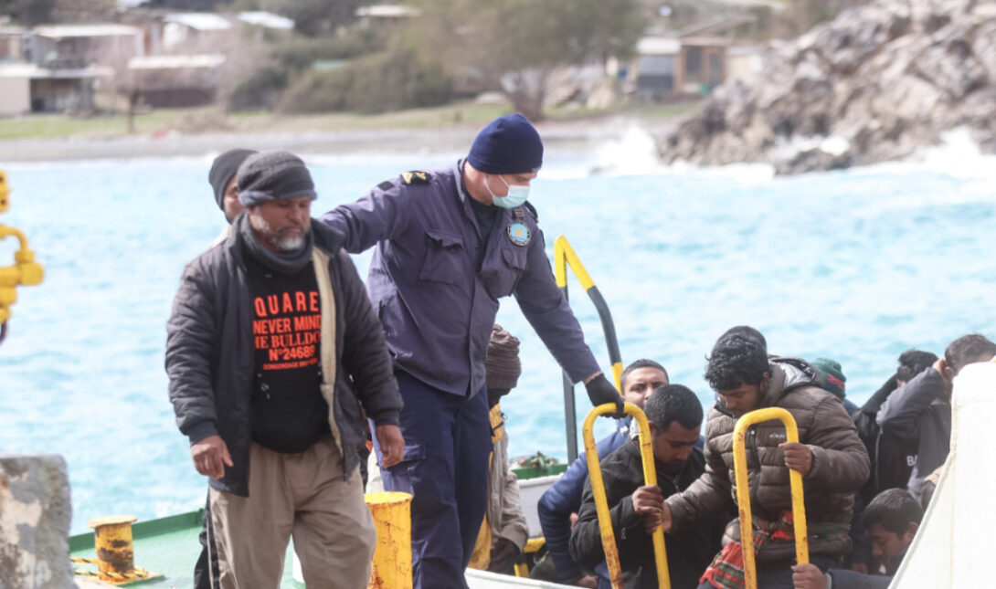 ΜΕΤΑΝΑΣΤΕΣ ΜΕΤΑΝΑΣΤΕΥΤΙΚΟ