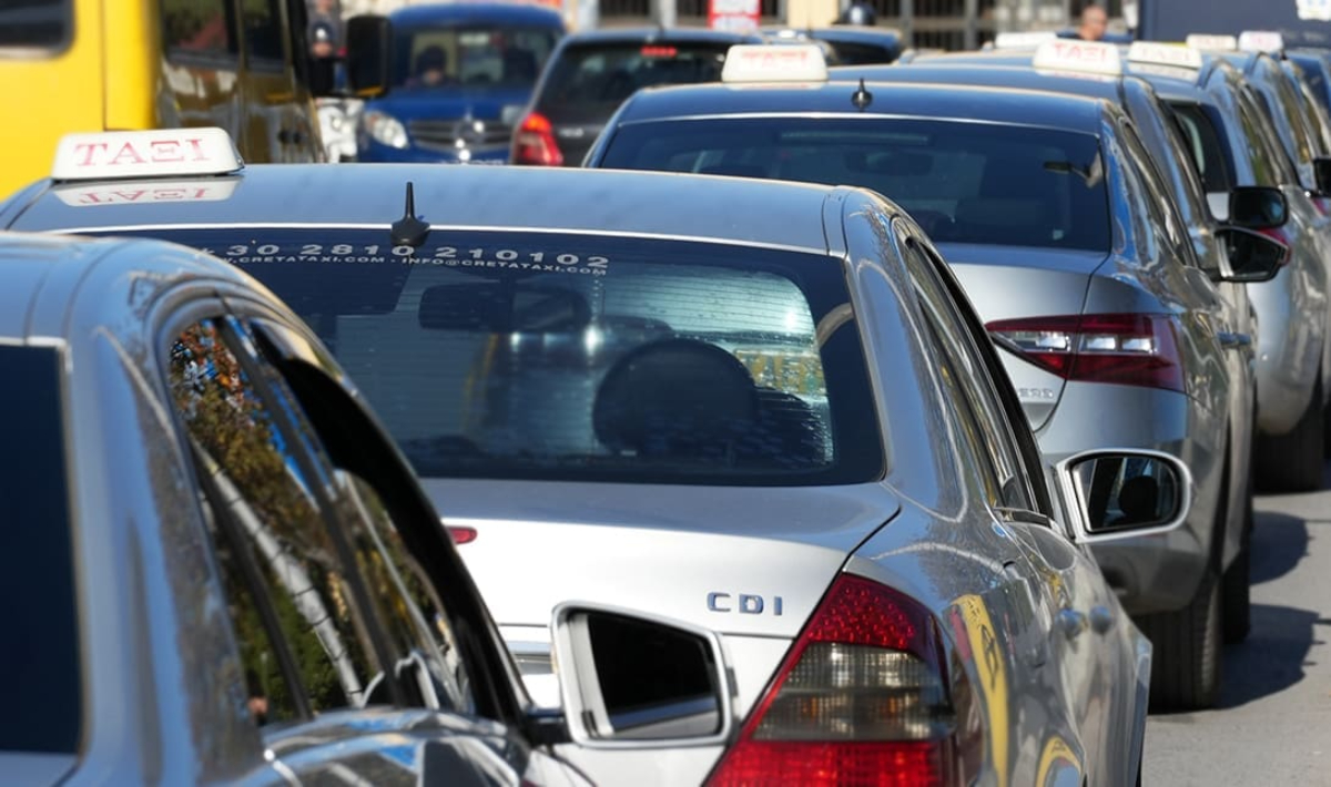 Ηράκλειο: Απεργία διαρκείας από τα ταξί – Αντιδρούν στο νομοσχέδιο