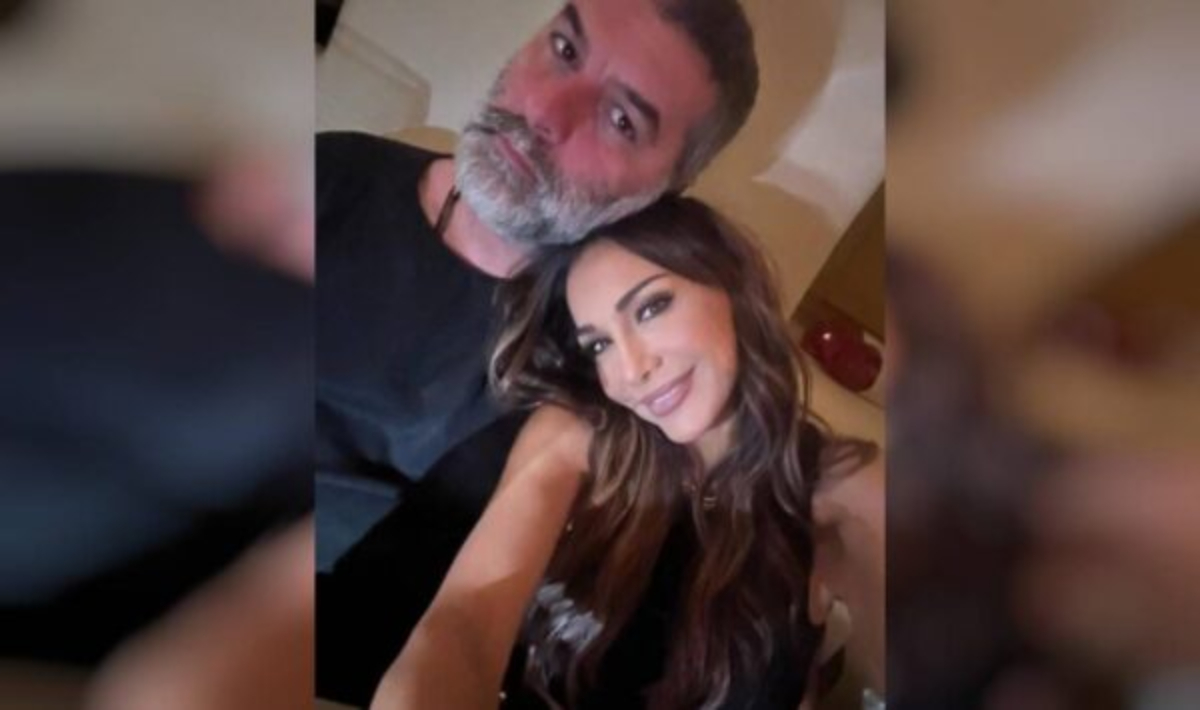 Η ανάρτηση της Δέσποινας Βανδή για τη βράβευση του Βασίλη Μπισμπίκη