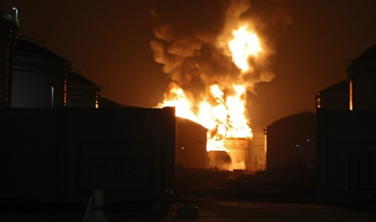 Μπαράζ επιθέσεων από Ιράν και Χεζμπολάχ – Εκρήξεις και ένταση στην περιοχή