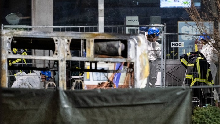 Ελβετία: Δεν είναι τρομοκρατική ενέργεια η φωτιά στο λεωφορείο – Ανήλικος ανάμεσα στα 6 θύματα