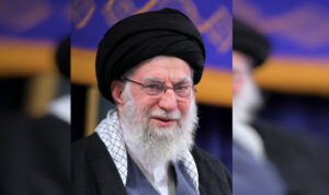 Ιράν: Νεκρά τέσσερα μέλη της οικογένειας του Χαμενεΐ