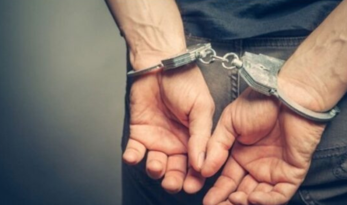 Σύλληψη 61χρονου Ολλανδού για σεξουαλική παρενόχληση 24χρονης στη Σαλαμίνα
