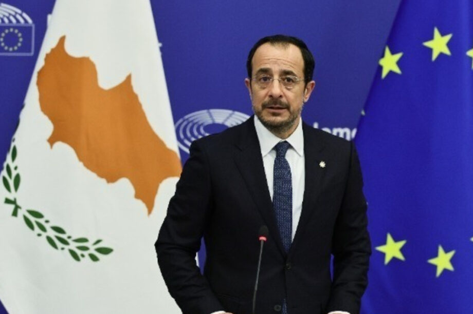 ΝΙΚΟΣ ΧΡΙΣΤΟΔΟΥΛΙΔΗΣ