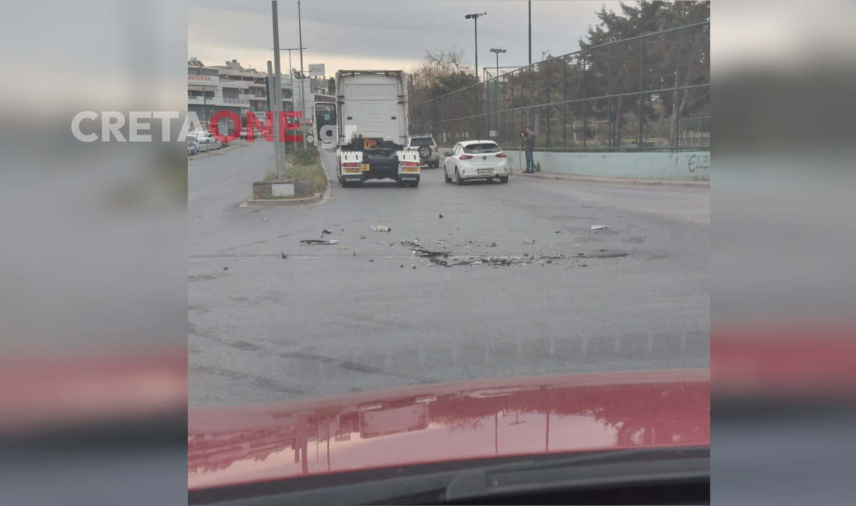 Ηράκλειο: Τα φανάρια που δεν ανάβουν ξανά… προκαλούν ατύχημα στην Λ. Καζαντζίδη