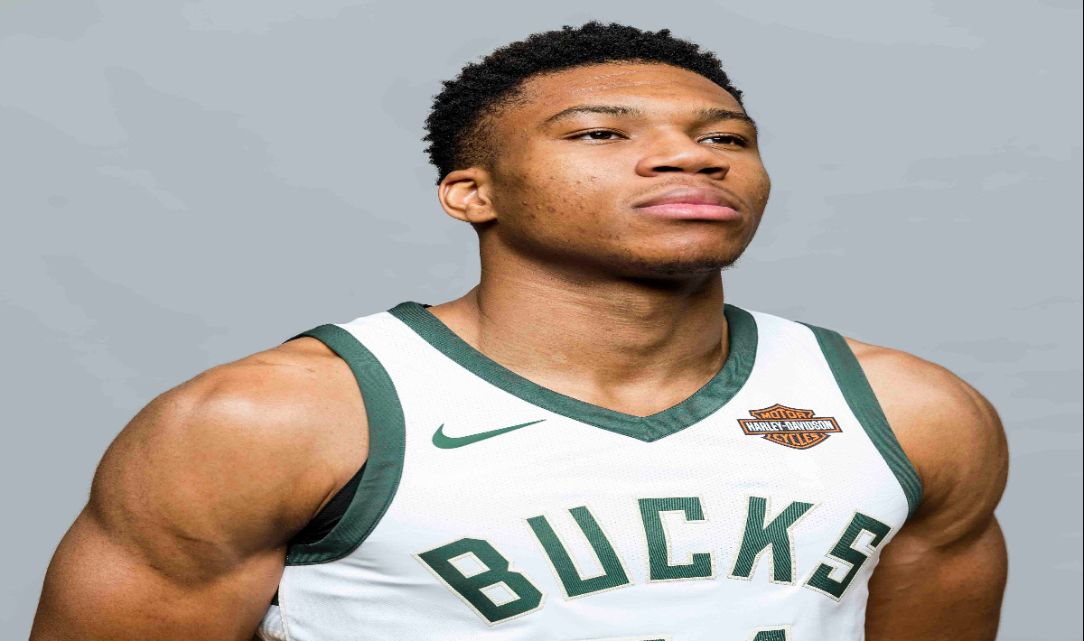 Το NBA ερευνά τους Μπακς για τον Γιάννη Αντετοκούμπο