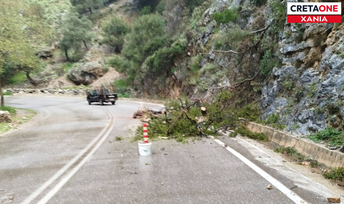 Χανιά: Κλειστός δρόμος στην Ασή Γωνιά λόγω κατολίσθησης – Δείτε φωτό