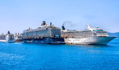 ΚΡΟΥΑΖΙΕΡΑ; ΚΡΟΥΑΖΙΕΡΟΠΛΟΙΟ ΚΡΟΥΑΖΙΕΡΟΠΛΟΙΑ