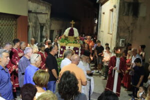 Μεγάλη Παρασκευή: Πότε είναι η περιφορά του Επιταφίου σήμερα