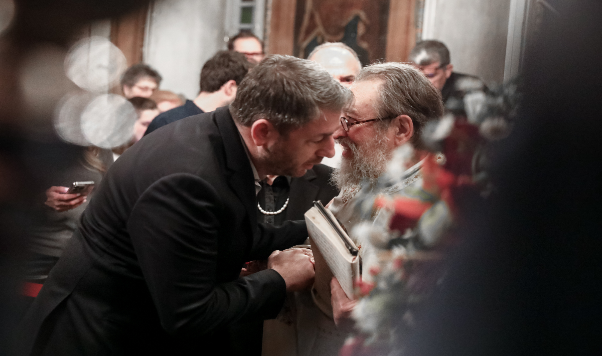 Πού θα κάνουν Πάσχα οι πολιτικοί αρχηγοί