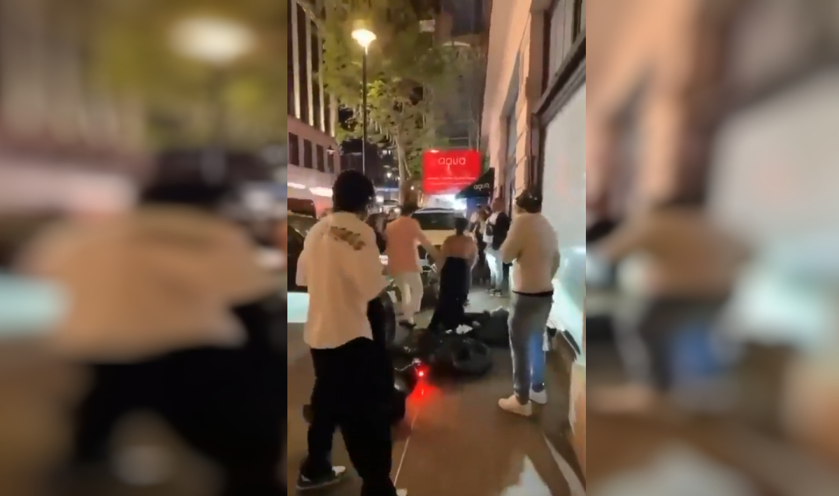 Αγγλία: 29χρονη σε αμόκ και πατάει πεζούς με το αυτοκίνητό της! (βίντεο)