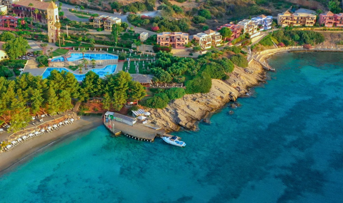 Επενδύσεις 125 εκατ. ευρώ από τη bluegr Hotels & Resorts έως το 2030 – Αναβαθμίσεις και νέες υποδομές στην Κρήτη