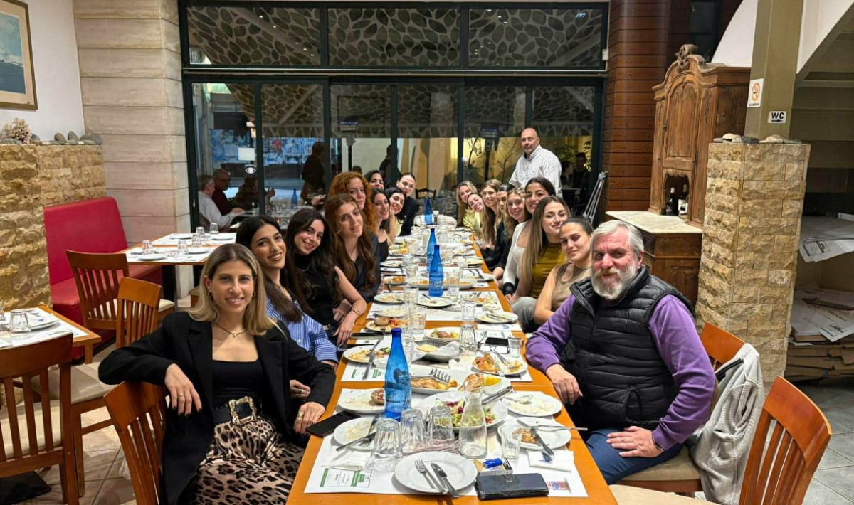 Δανδάλης γεύμα Γυναίκες