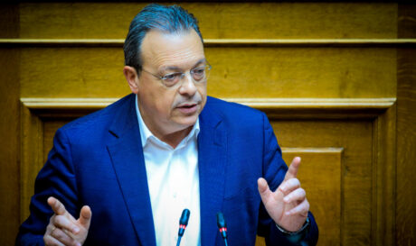 Φάμελλος Βουλή