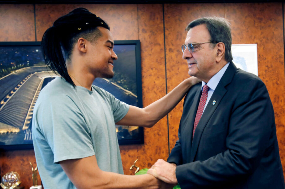 Καραλής Κούβελος