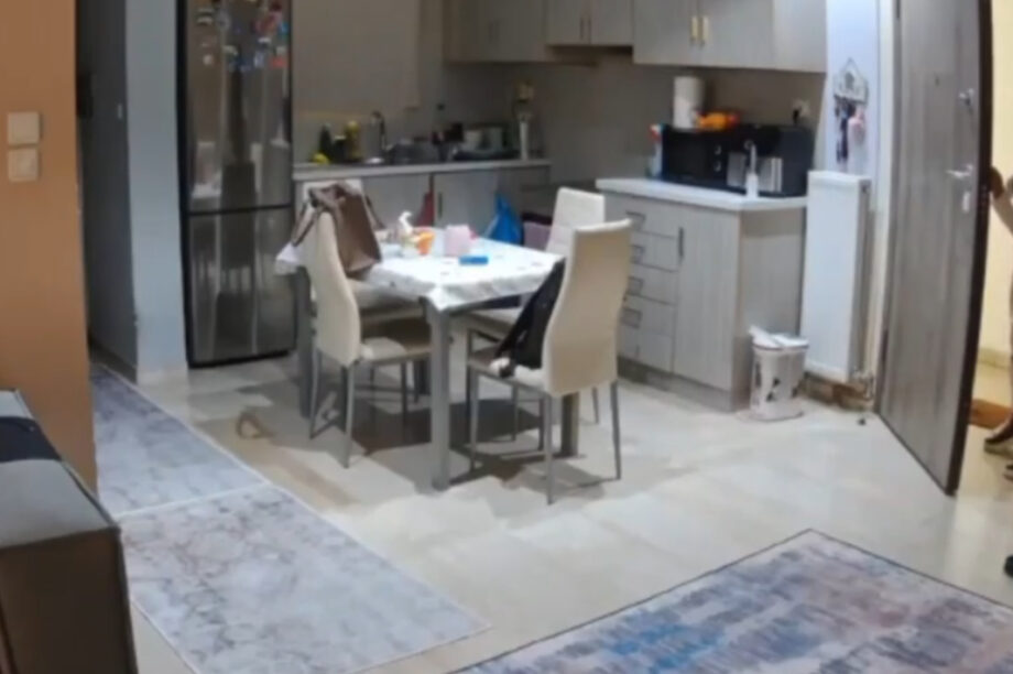 Καρέ καρέ η εισβολή διαρρηκτών σε οικία (βίντεο)