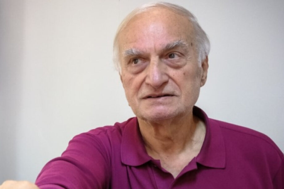 Μανόλης Μαυρομμάτης