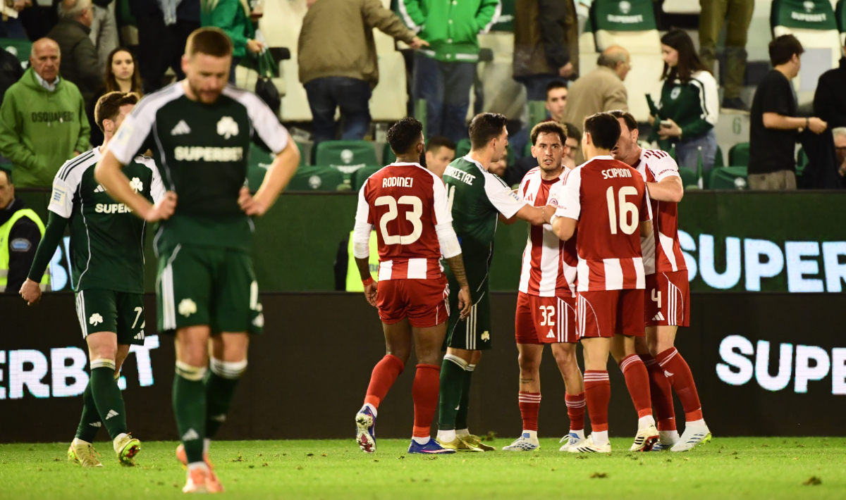 Super League: Πέρασε από τη Λεωφόρο ο Ολυμπιακός και έμεινε ζωντανός για τον τίτλο