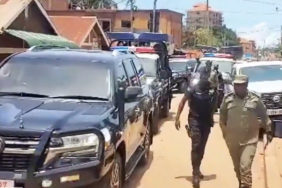 Μακελειό σε νηπιαγωγείο στην Ουγκάντα: Άνδρας σε αμόκ σκότωσε παιδιά με ματσέτα (βίντεο)